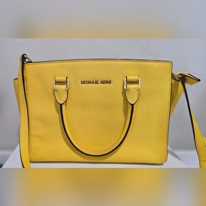 Yellow Selma Michael Kors Handbag
